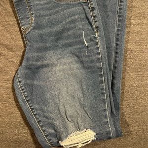 Old Navy Rockstar MidRise Stretch Medium Wash Jean Size 14